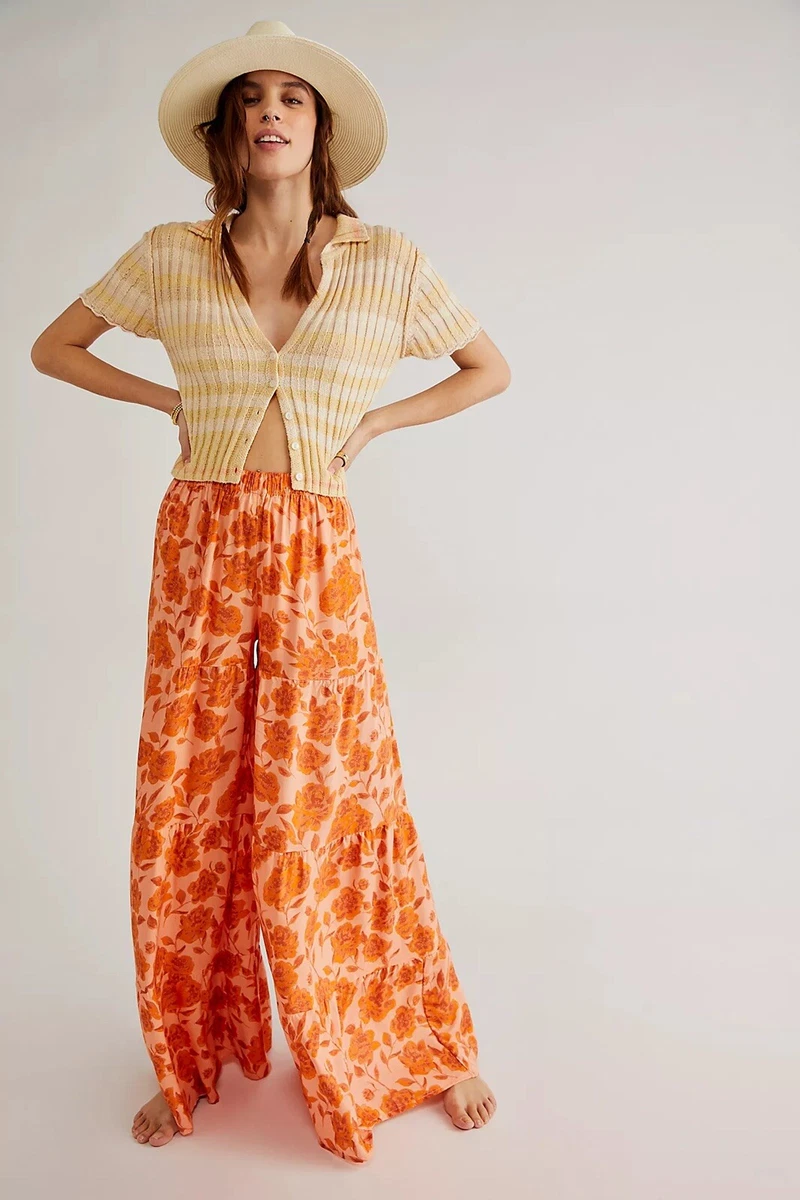 Floral hotsell booty pants