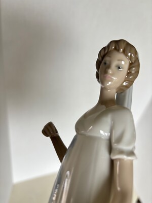 Lladro Figurine RARE 