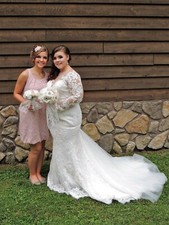 Size 14 Wedding Dress Boho Mermaid. Long Sleeve Lace. Bought from Davids Bridal.