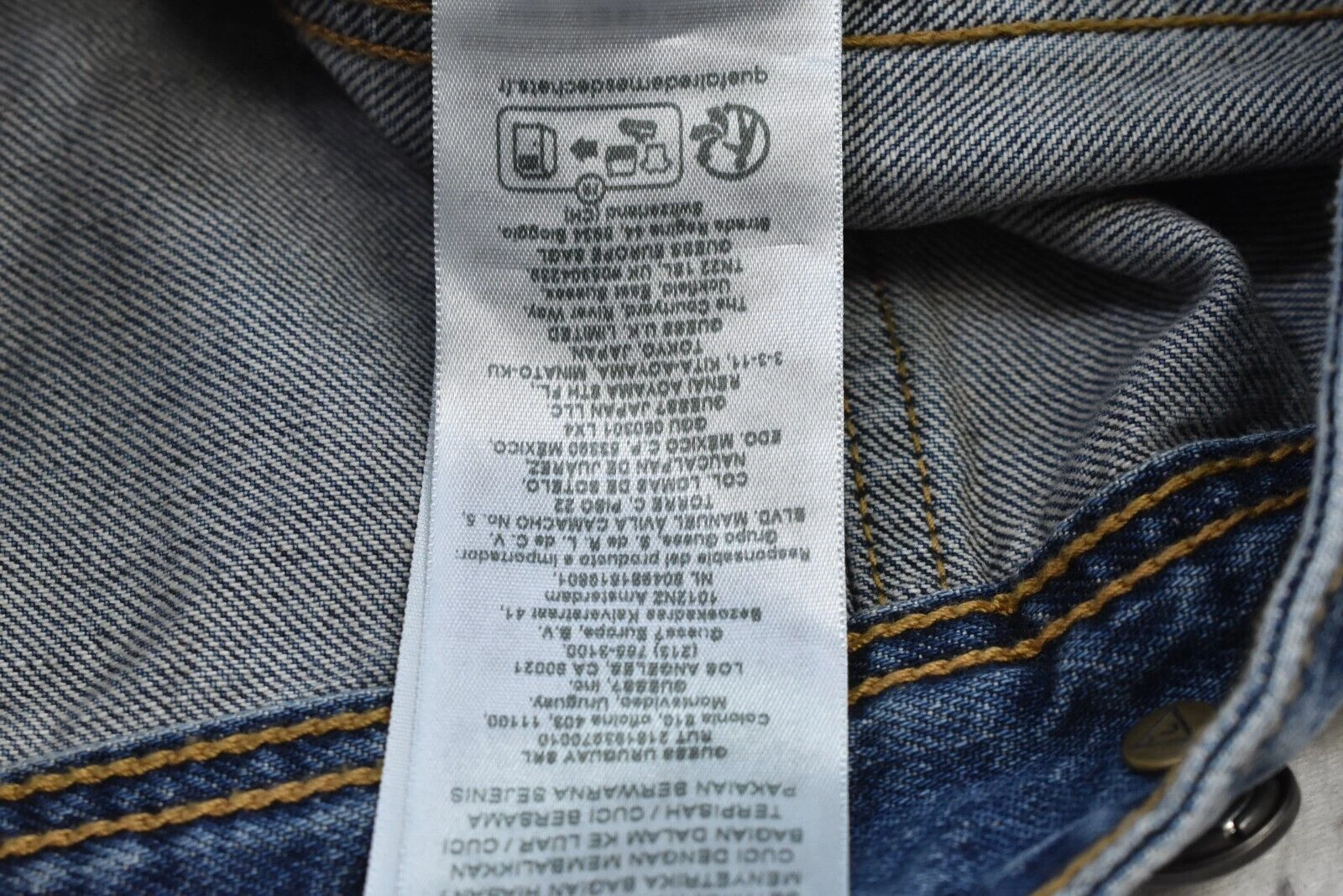 Guess Dean Signature Denim Jacket Blue Jean Embroidered Patch Button Front Men S - product detail image 13