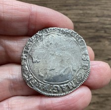 CHARLES I (1625-1649). SILVER HALFCROWN. TOWER MINT UNDER THE KING.
