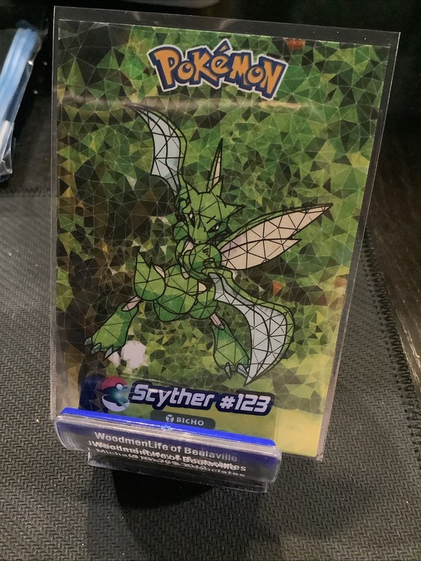 2025 POKEMON STAINED GLASS Crystal Card #123 SCYTHER Kanto Peru Foil