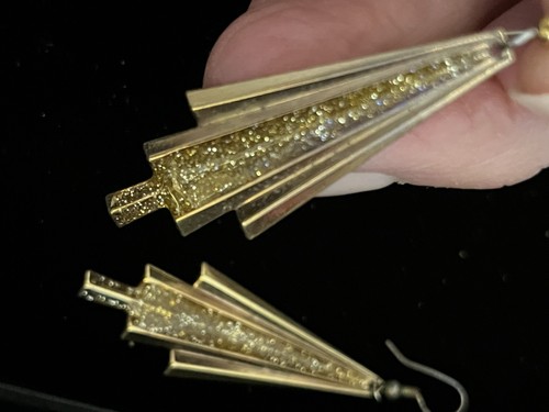 2 7/8" dramatic goldtone draped art deco runway vintage pierced earrings - Picture 3 of 3