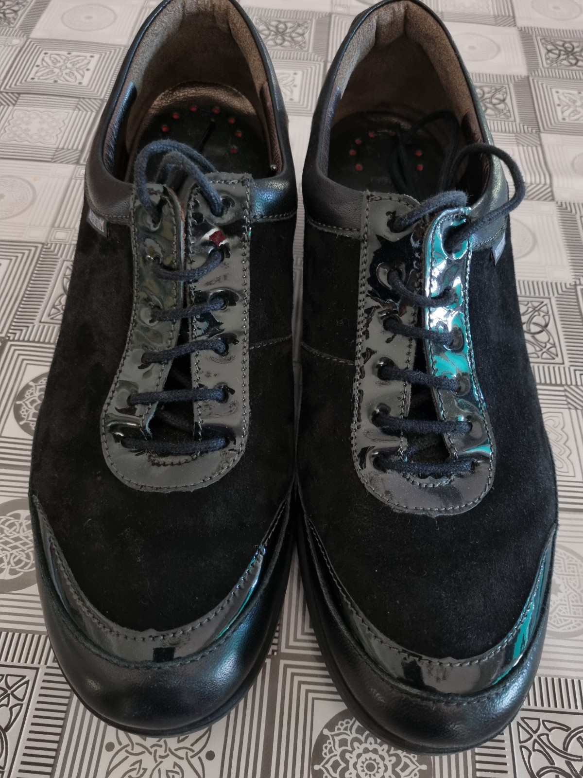 Scarpe MEPHISTO Donna Stringate Nero Camoscio Vernice Zeppa 3cm tg.39 (8,5 US)