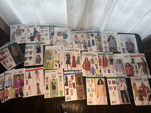 25 Sewing Patterns Plus Size Women’s Fashion Summer Dresses,tops Uncut 18-24+