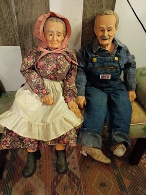 William Wallace Jr Grandma Grandpa Porcelain Dolls Elderly Couple Country Farmer