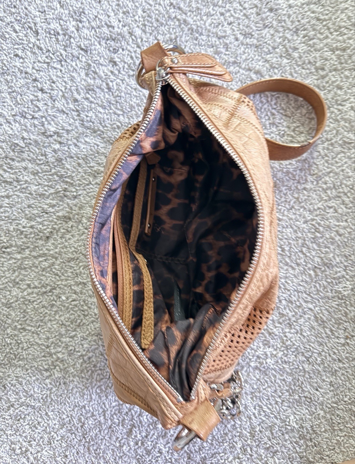 B Makowsky  perforated Patchwork Leather Shoulder… - image 4