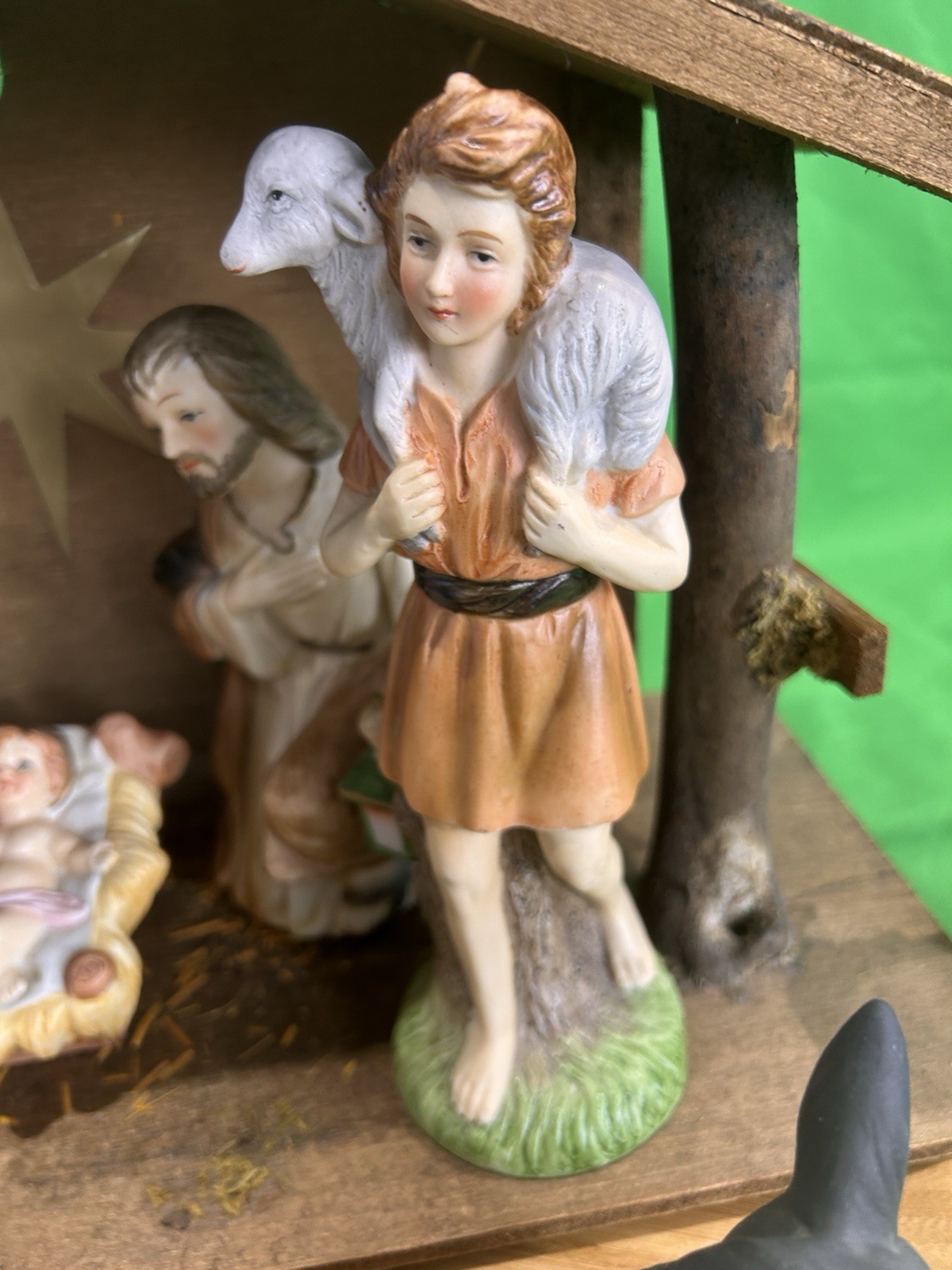 Picture 4 of 13