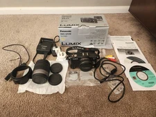 Panasonic LUMIX DMC-GF2 Black Digital 3D Camera  COMPLETE SET