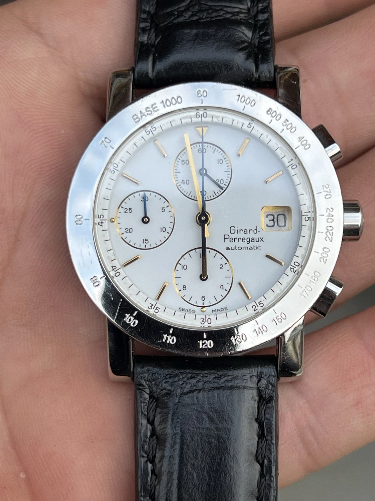Girard Perregaux — girard perregaux 7000 GBM 38 mm Automatic Chronograph Working Good