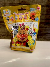 Japan Bath Ball Anpanman has a total of 6 characters. Set of 20