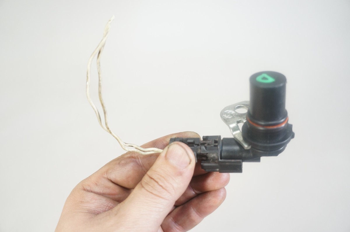 INPUT OUTPUT Transmission Speed Sensor Duramax Allison GM