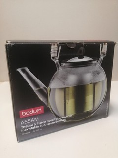 Bodum Assam Teebereiter mit Edelstahlfilter und Henkel Glas Bambus/transparent