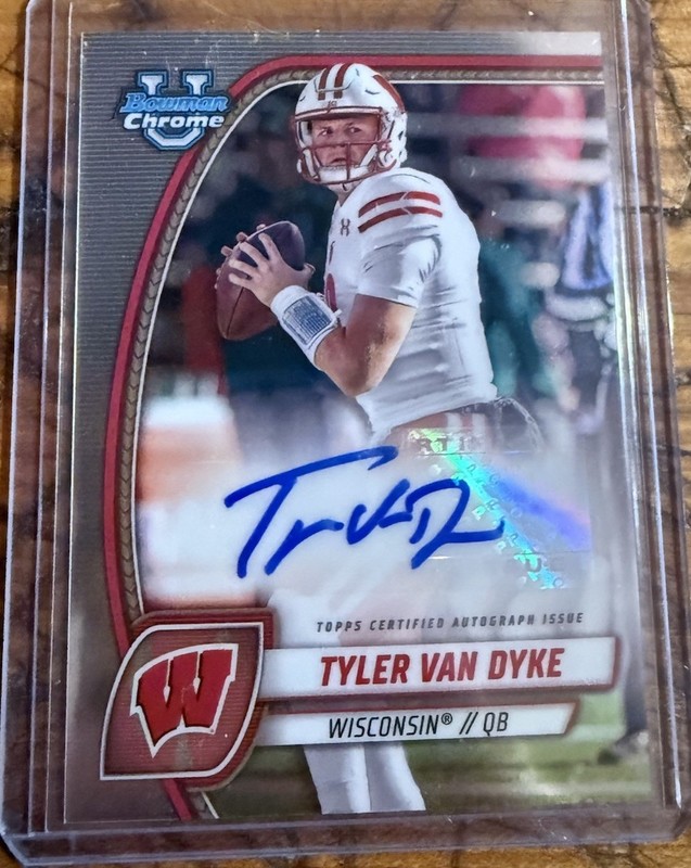 2024 Bowman Chrome U Tyler Van Dyke Prospect Auto Wisconsin Badgers #PA-TVA