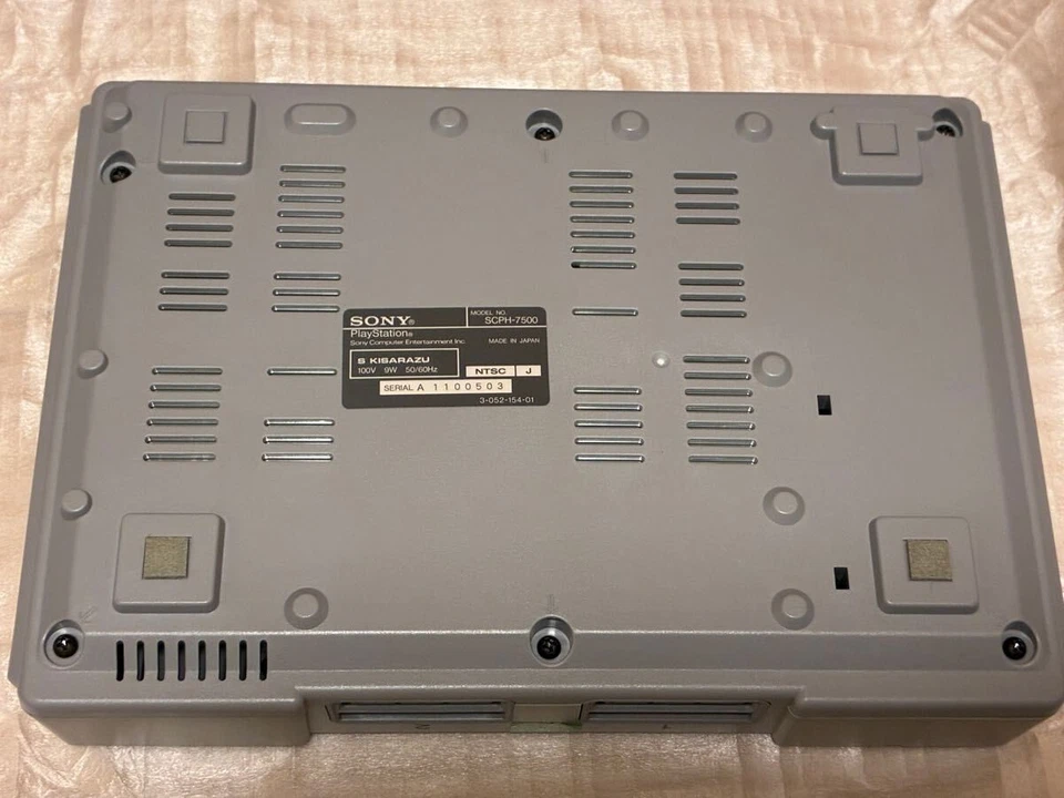 NEW PS1 Playstation 1 SCPH-7500 Japan Console *BEAUTIFUL BOX w/ Green Tape - Image 4 of 4