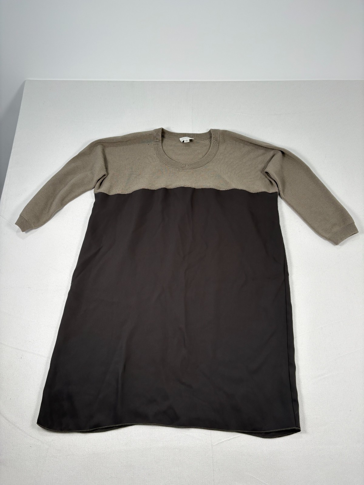 Witchery Knitted Top Womens Small Grey Black Two Tone 100% Wool Crew Neck Tee