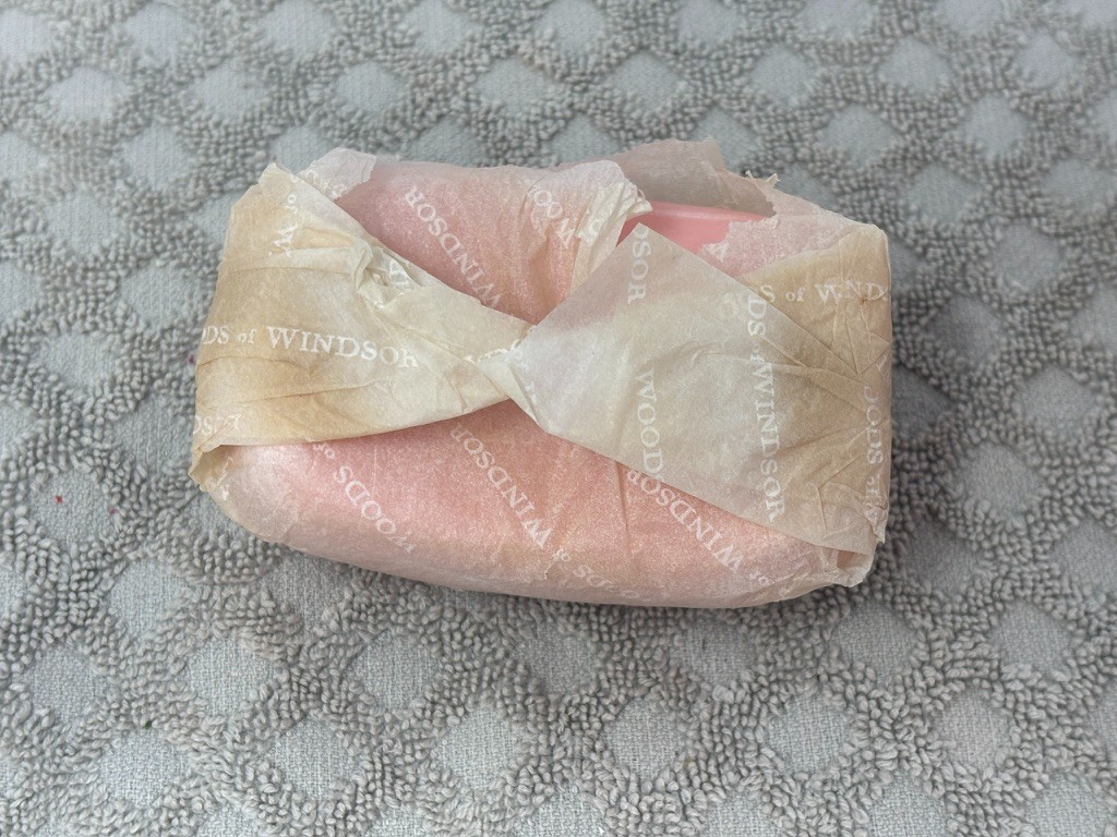 VTG True Rose Woods of Windsor Soap 5.2 oz English Soap New In Box