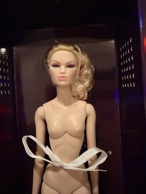 NU.FACE karolin stone ドール Integrity Toys Karolin Stone Grand Gala In Rome NuFace Fashion
