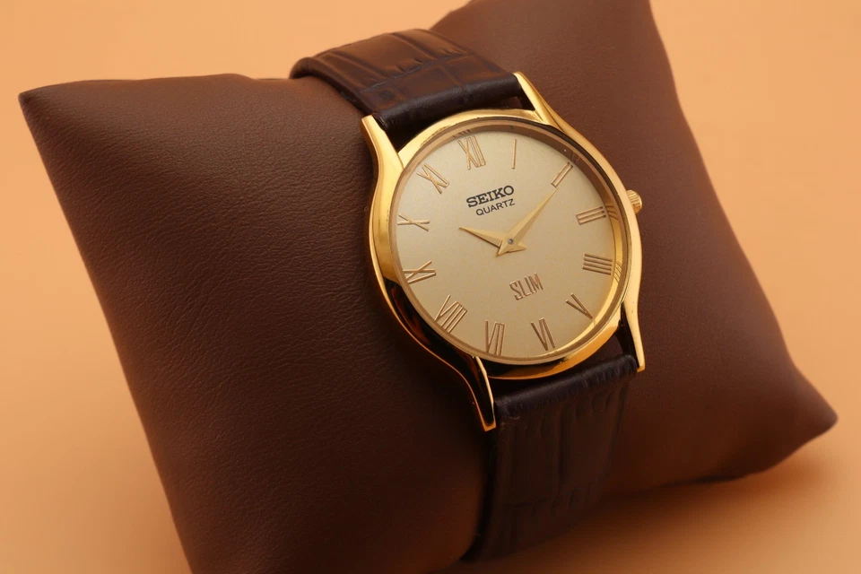 Reloj de cuarzo redondo vintage Seiko para hombre equipado con batería nueva - correa nueva Foto 2 de 4