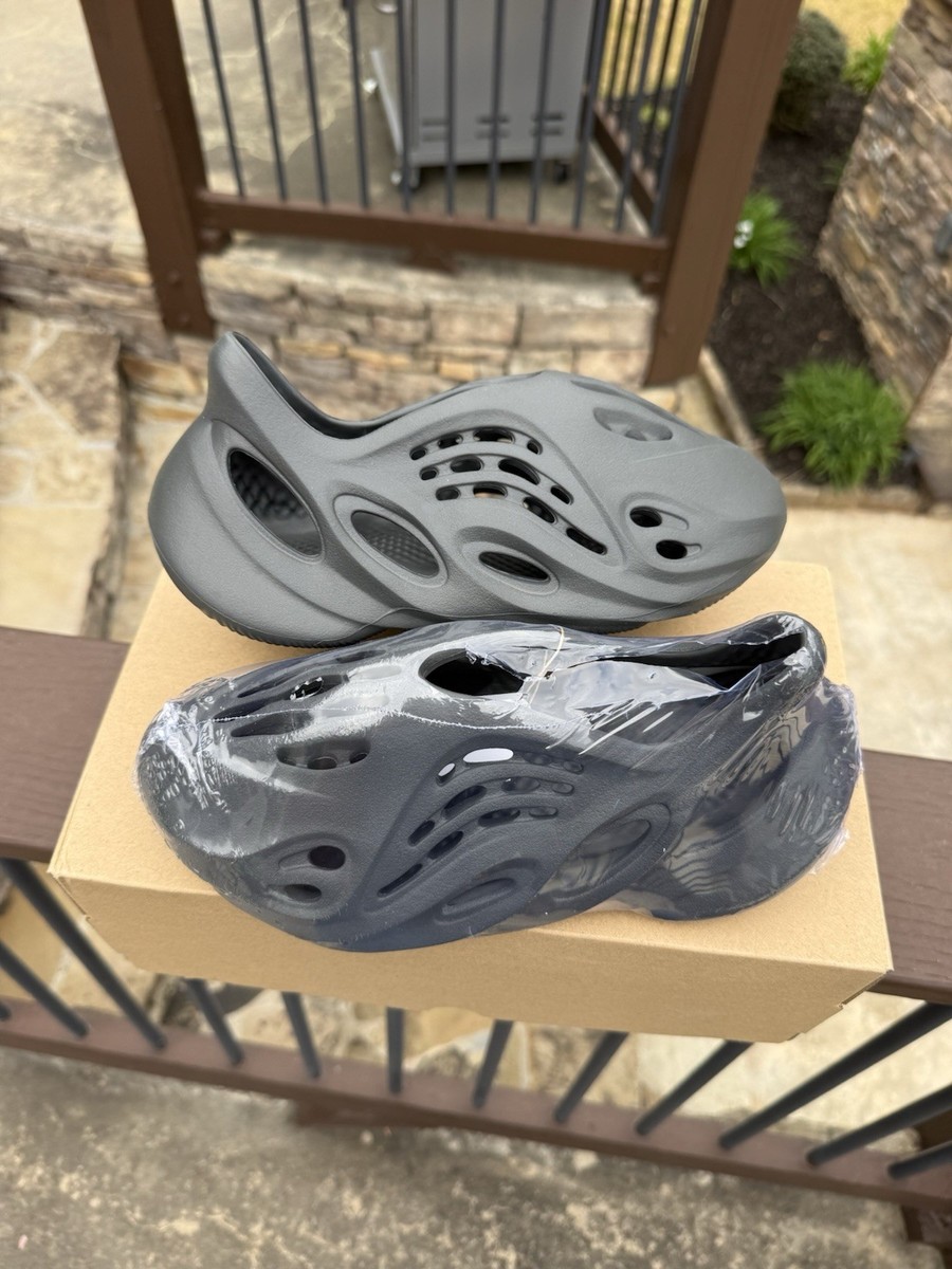 Adidas Yeezy Foam Runner Carbon/Brand New IN HAND Authenticated | eBay
