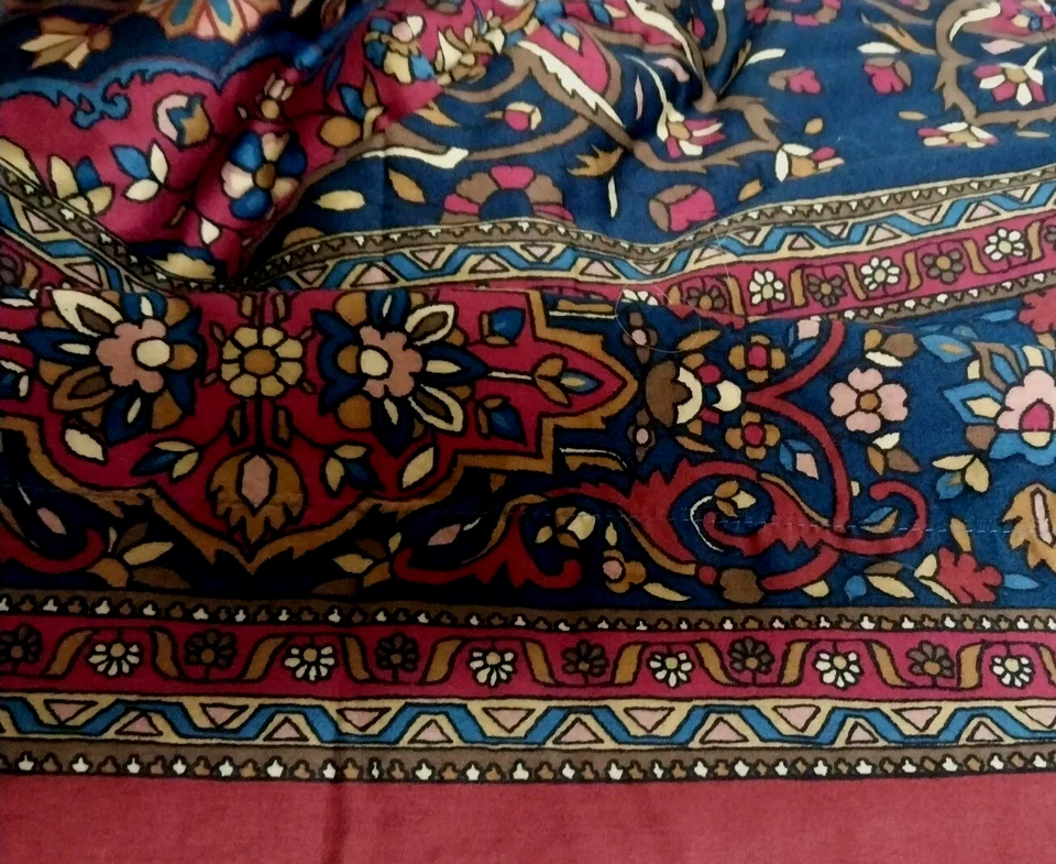 SÁBANA PLANA RALPH LAUREN BRENTFORD TONO JOYA HECHA EN ITALIA ROJO/AZUL SATÉN KING Foto 2 de 4