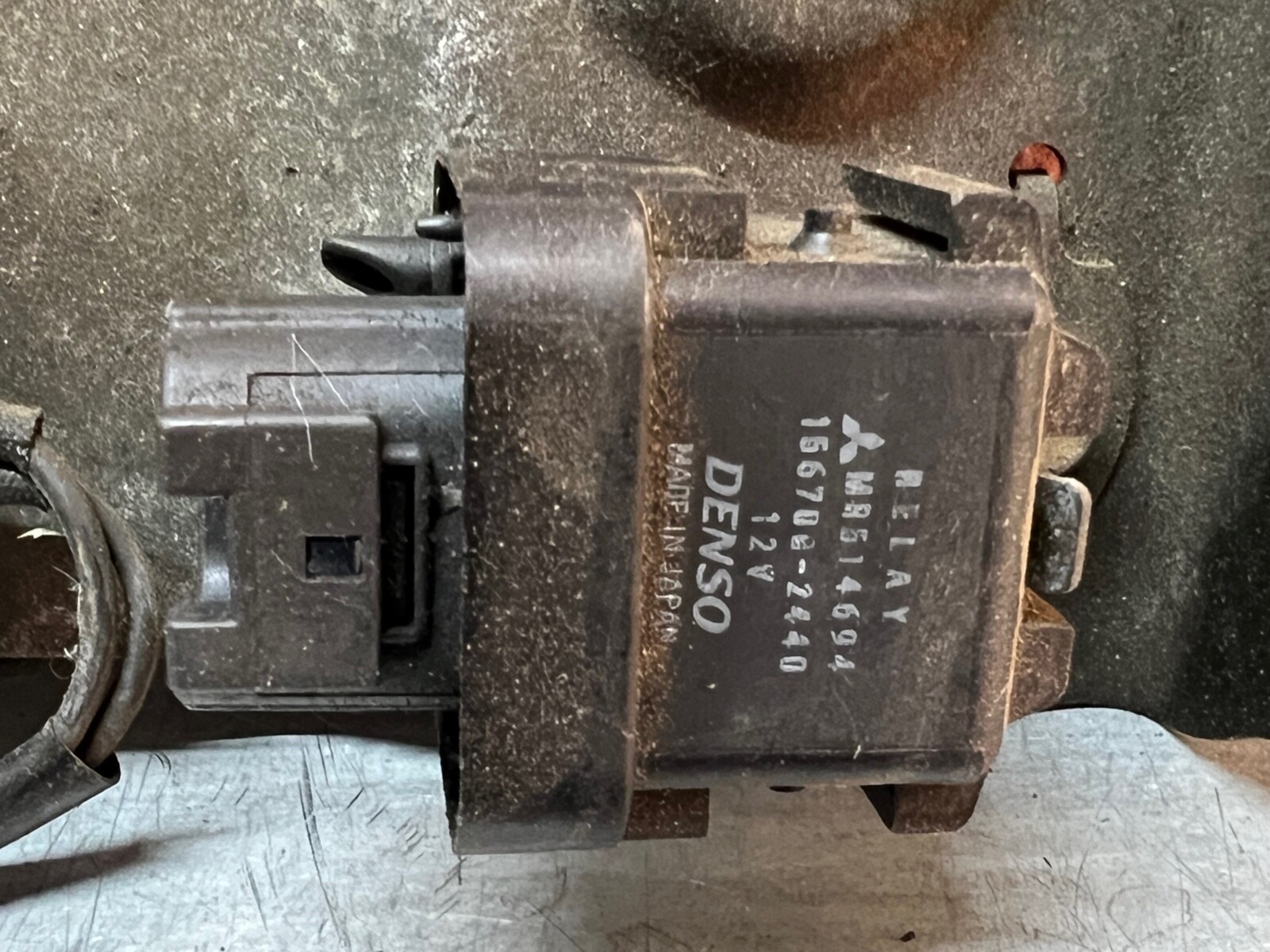 0306 MITSUBISHI OEM FUEL PUMP RELAY EVO 8 9 MR514694 Resistor Pack