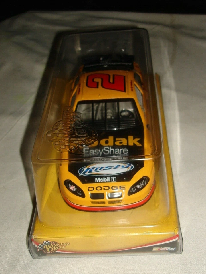 Nuevo en caja 2004 Action Rusty Wallace Kodak Intrepid 1/24 Winner's Circle Foto 4 de 4