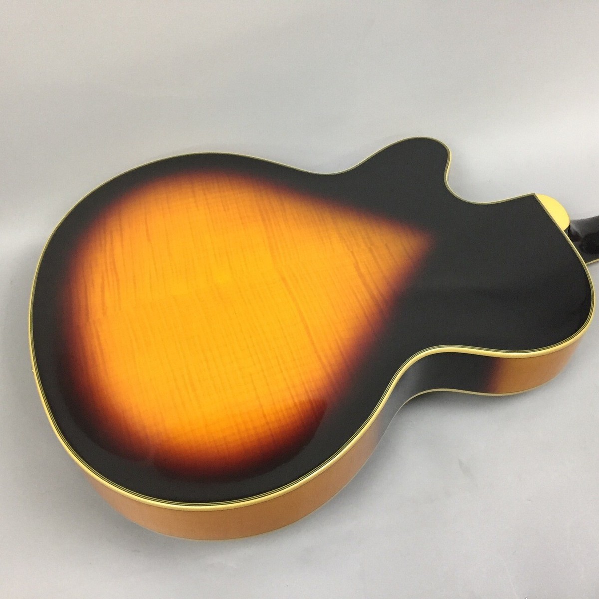 【期間限定お値下げ】Epiphone Emperor productImage?id=32760-epiphone