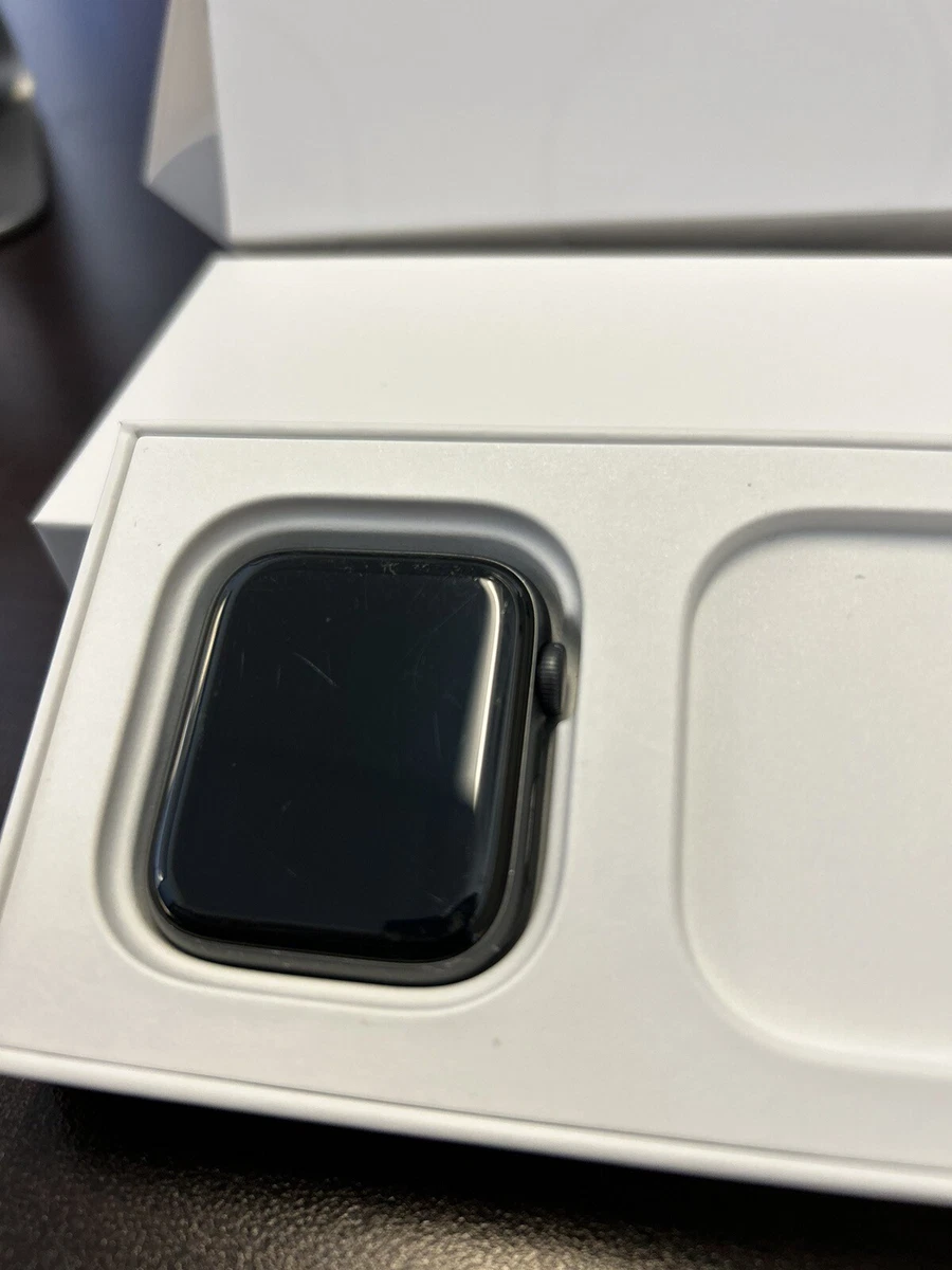 Apple watch series store 6 cyprus green