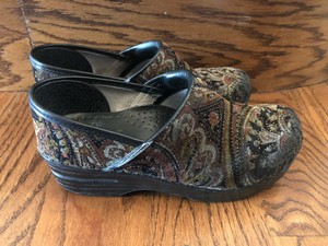 glitter dansko clogs