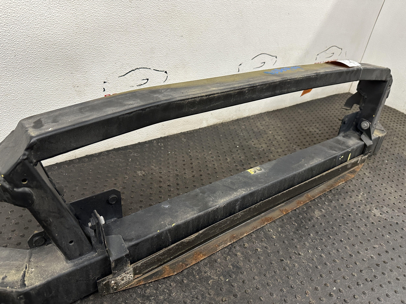 2002 MASERATI SPYDER FRONT BUMPER REINFORMCEMNT CRASH REBAR