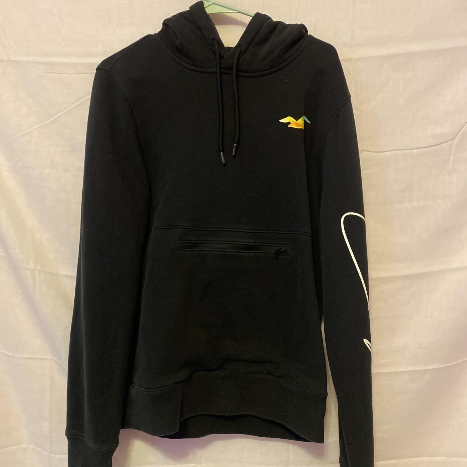 Hollister Black Medium Graphic Hoodie Sweatshirt with Zippered Pouch