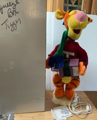 Rare Telco Animated Tigger With Accordion 27'' He Moves with Sound! (See Video)
