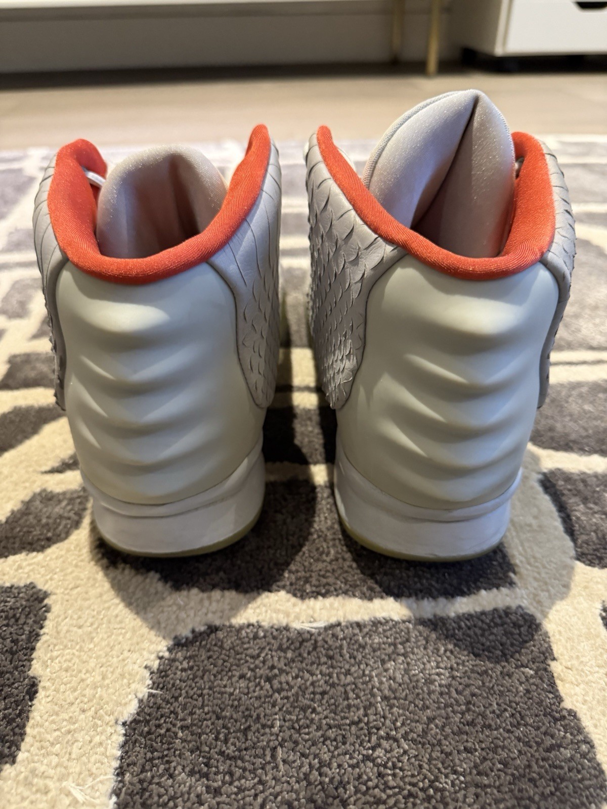 Size 10.5 - Nike Air Yeezy 2 NRG Pure Platinum No Box thumbnail 5