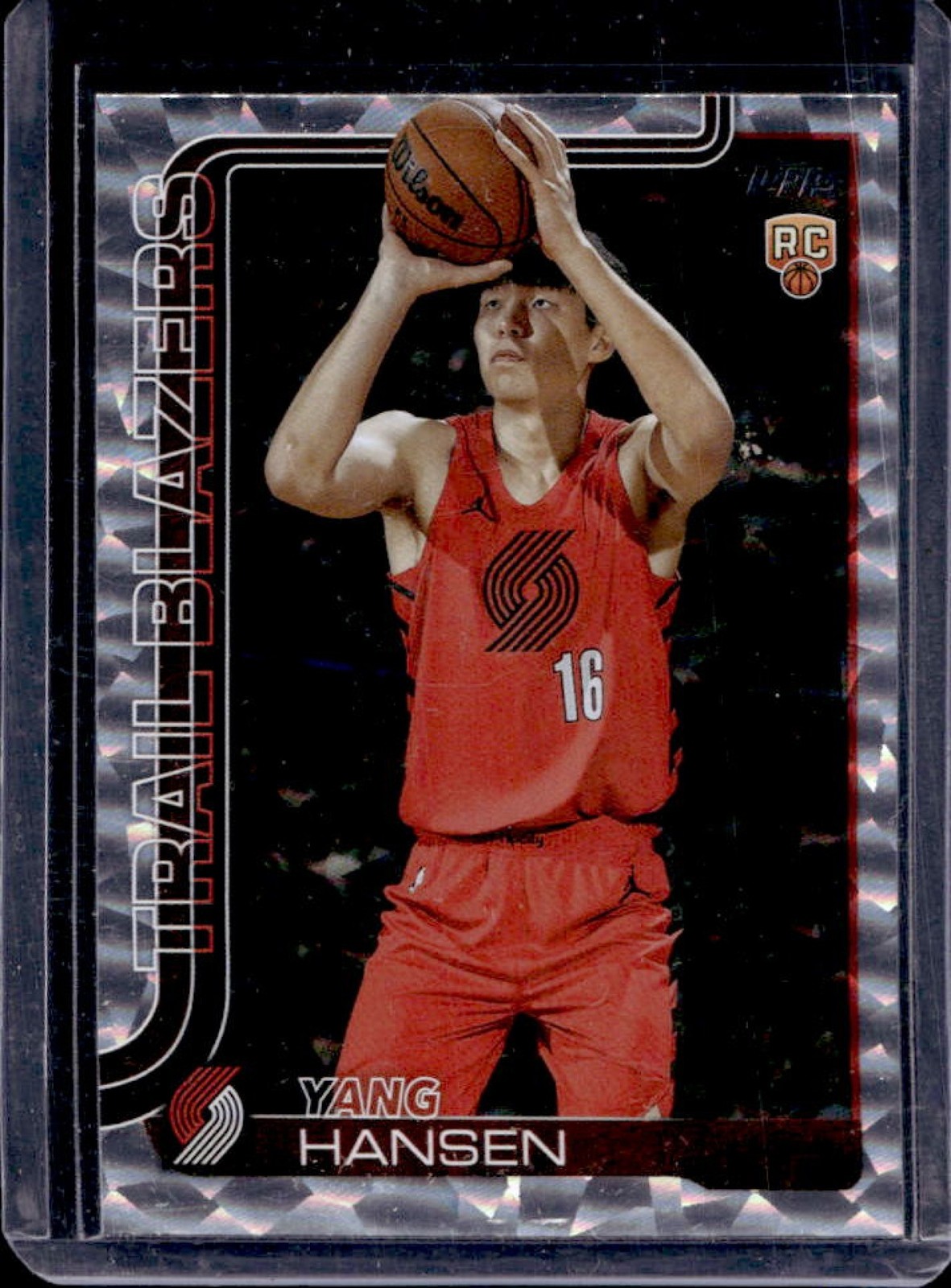 2025-26 Topps Yang Hansen RC Diamante Rookie #216 Trail Blazers