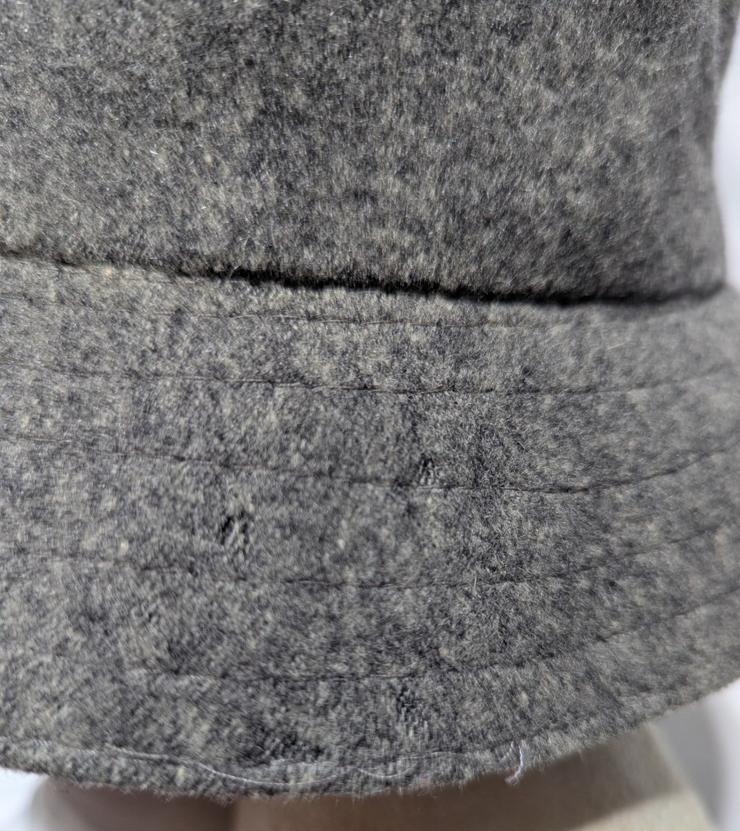 Kangol Wool Bucket Hat Gray Large L Embroidered Kangaroo  display picture 3