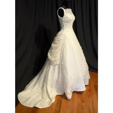 White Bow Adorned Vintage Wedding Gown 1950s Inspired Victorian Bridal Gown