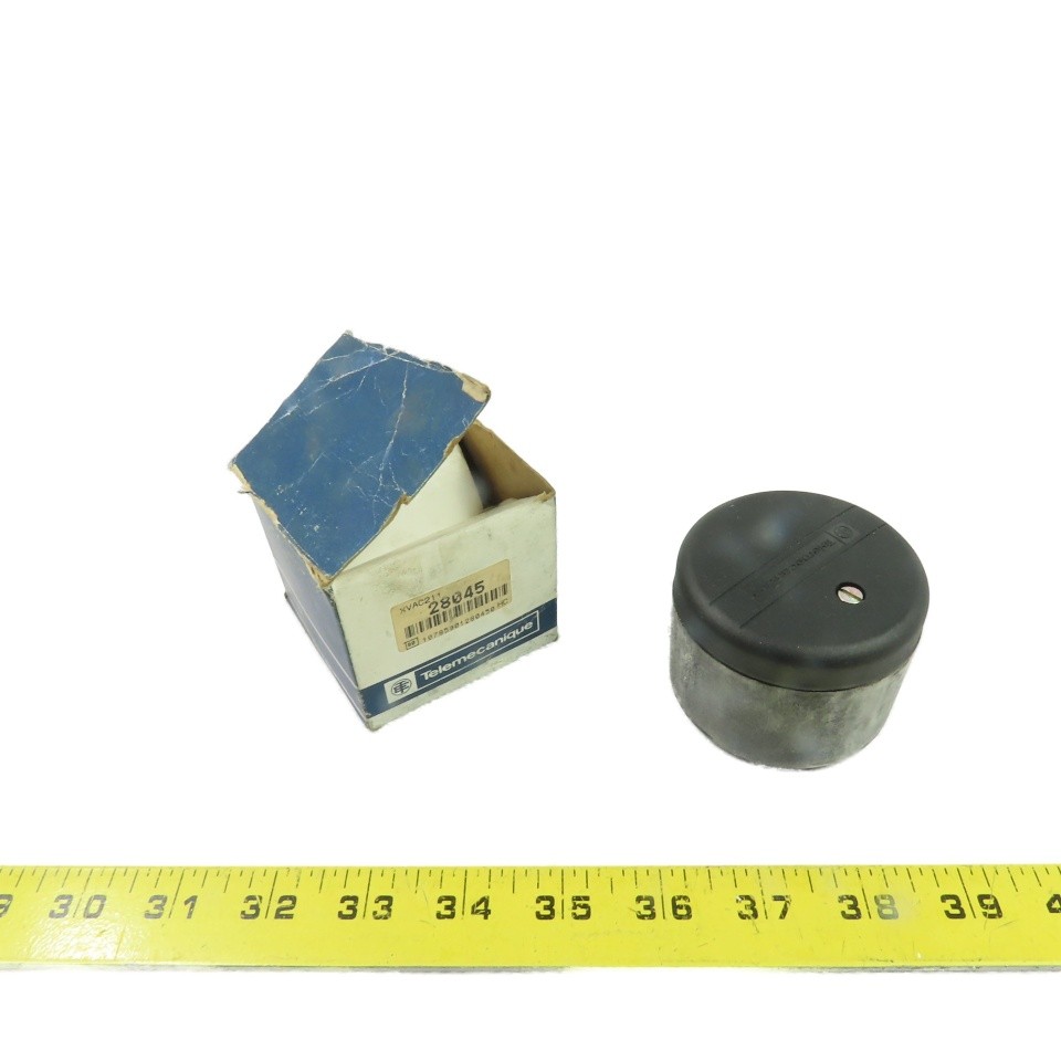 Telemecanique 28045 XVAC211 Stack Light Base & Cover NEW