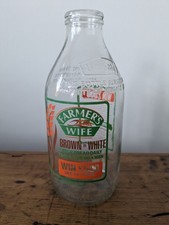 Farmer's Wife Daily Bread Unigate Vintage Milk Bottle 1 Pint Advertising Glass