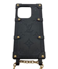 Authentic LOUIS VUITTON Re-trunk IPHONE 14 PRO Case Black Women M81997 3400