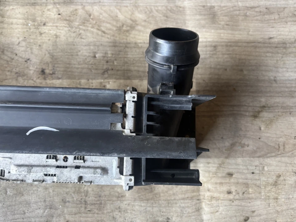 BMW 328D OEM 12-16 2.0 MOTOR DIESEL CARGA ENFRIADOR DE AIRE INTERCOOLER Foto 3 de 4