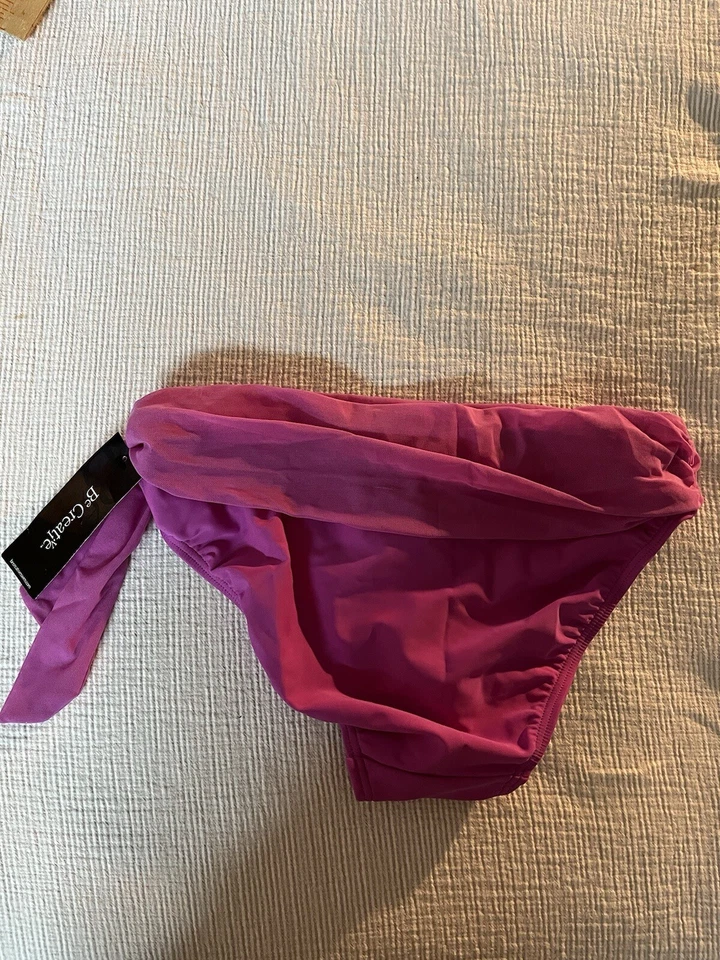 NUEVO CON ETIQUETAS BE CREATIVE Fondo de Natación con Faja Detalle Plegable, Talla 8, Magenta Foto 2 de 2