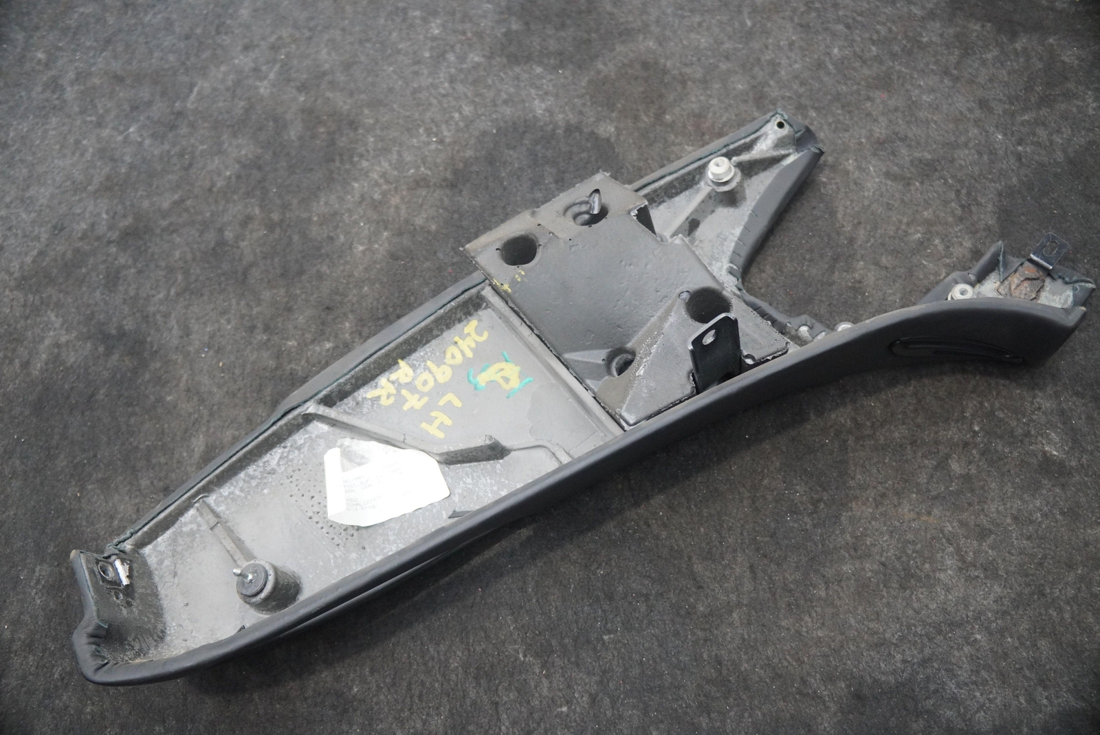 Rear Left Upper Seat Belt Cover Trim Panel 87237700 Ferrari California T 2015-18