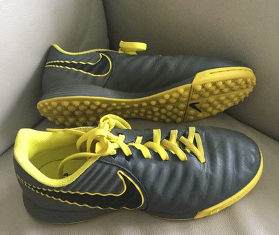 nike tiempo astro football boots