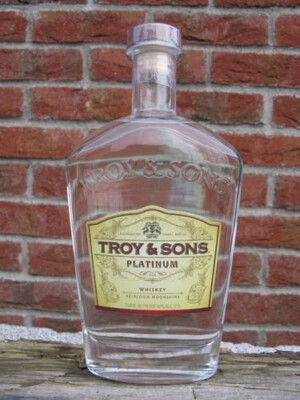 Troy & Sons Platinum Heirloom Moonshine 0,7l (40% Vol.), Whiskey USA