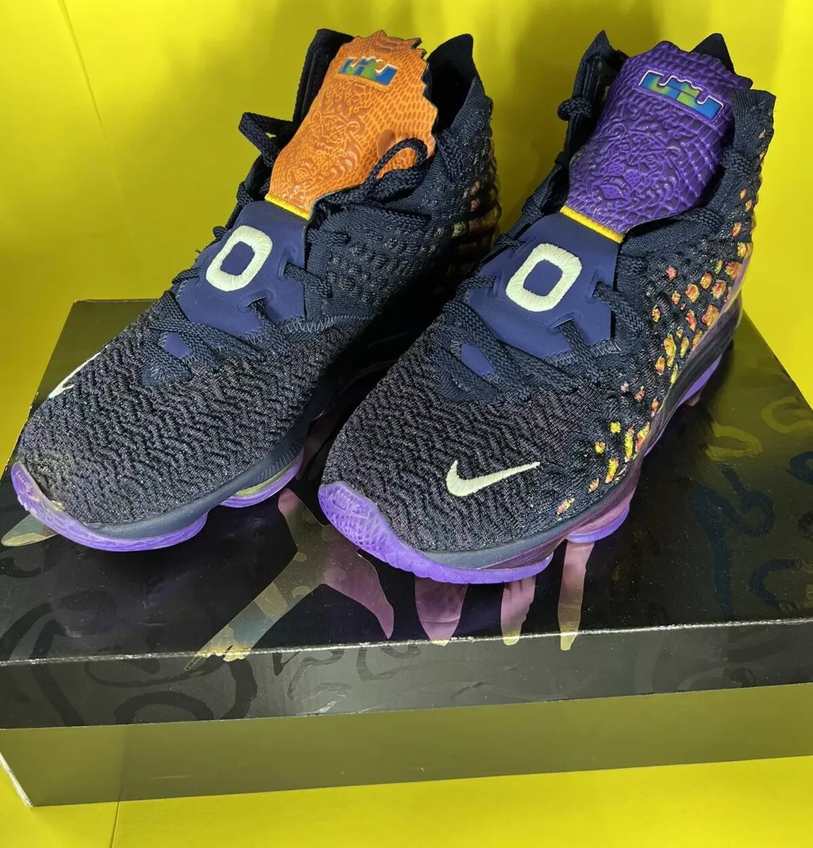 Lebron 17 top monstars size 11