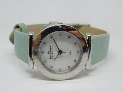 Skagen Denmark 107SSLI1 All Stainless Steel Quartz Women display picture 3