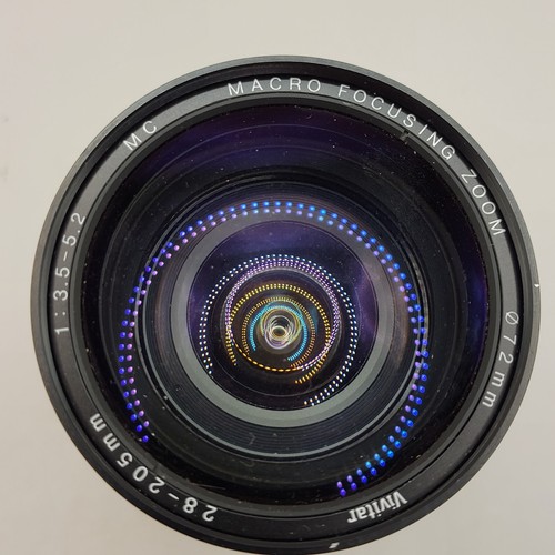 VIVITAR 28-205MM 1:3.5-5.2 MACRO FOCUSING 200M LENS -Vintage (chip in lens)