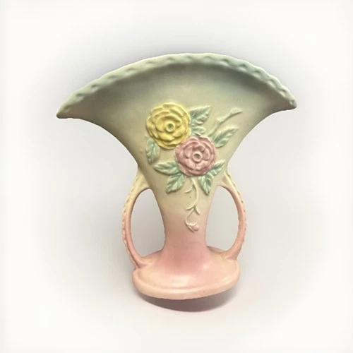 Vintage 1940’s Hull Pottery 108 Camellia Rose NO 108- 9” Fan Vase K3