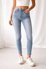 Lucky Brand Bridgette Skinny Jeans Women  s 2/26 High Rise Ankle Light Wash